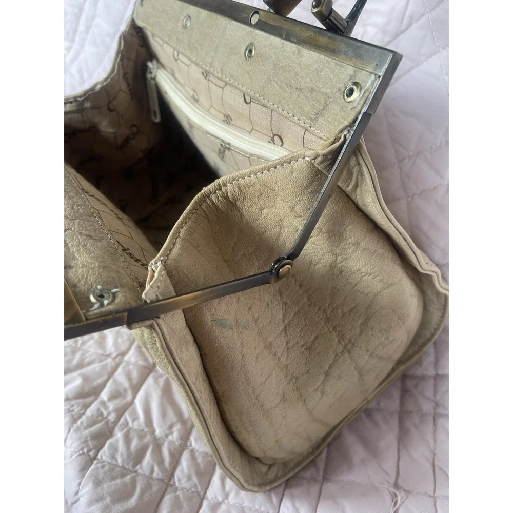 Vintage 1970 Christin Genuine Leather‎ Kiss Lock Doctor Bag Cream Top Handle